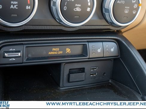 Used 2019 MAZDA MX-5 Miata RF Grand Touring image 20