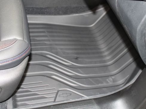 New 2026 Chevrolet Equinox EV RS image 25