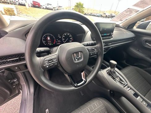 Used 2024 Honda HR-V LX image 16