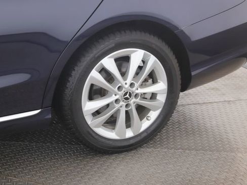 Used 2019 Mercedes-Benz C 300 4MATIC Sedan image 14