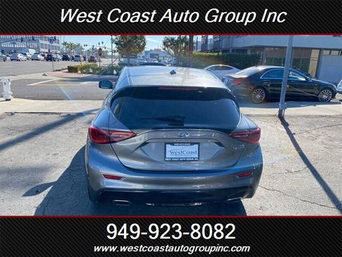 Used 2019 INFINITI QX30 image 7