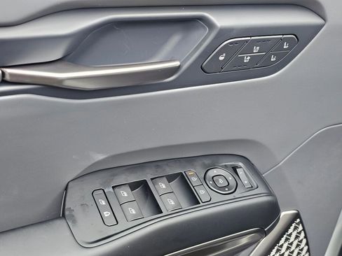 New 2026 Kia EV9 Wind image 35