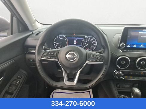 Used 2025 Nissan Sentra SV image 14