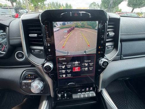 Used 2019 RAM 1500 Laramie AWD/4WD image 26