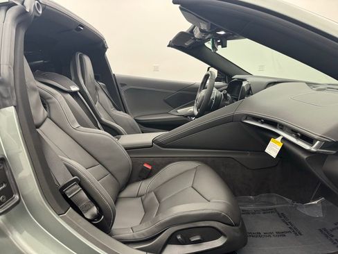 Used 2023 Chevrolet Corvette Stingray Coupe w/ Z51 Performance Package image 39