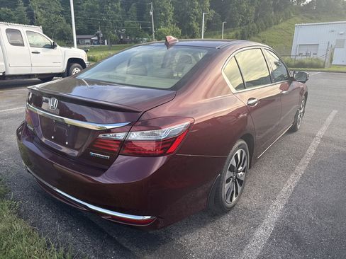 Used 2017 Honda Accord EX-L image 3