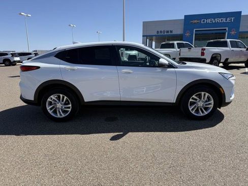 New 2026 Buick Envista Preferred image 10