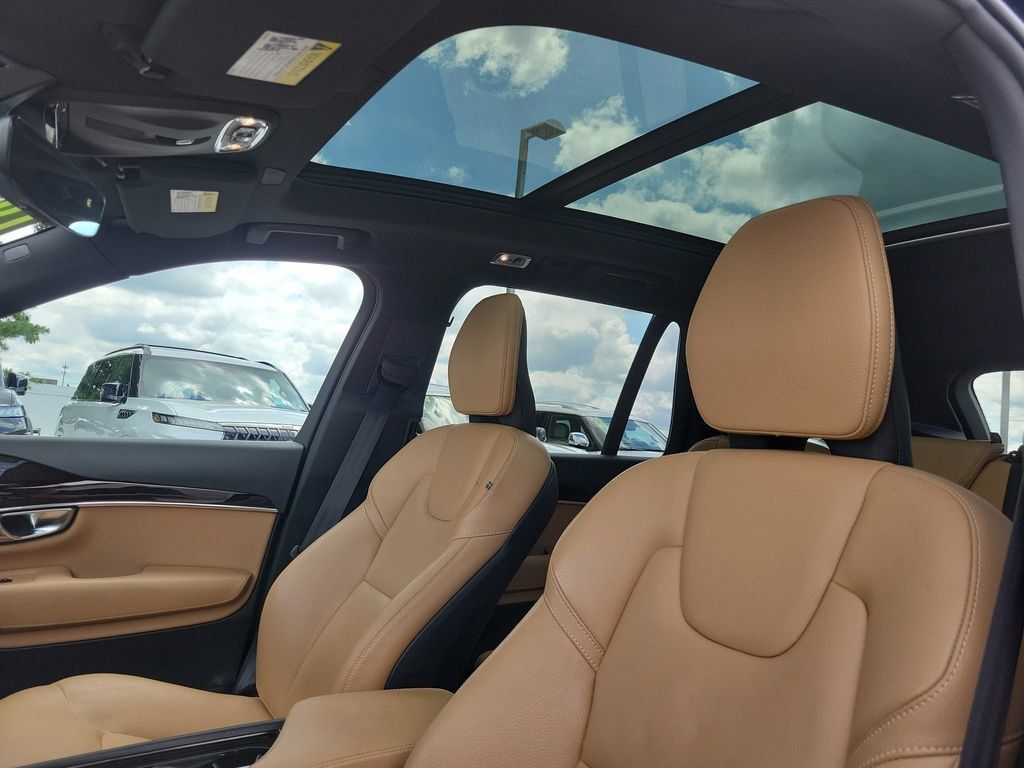 Used 2019 Volvo XC90 T6 Momentum w/ Protection Package Premier AWD/4WD image 24