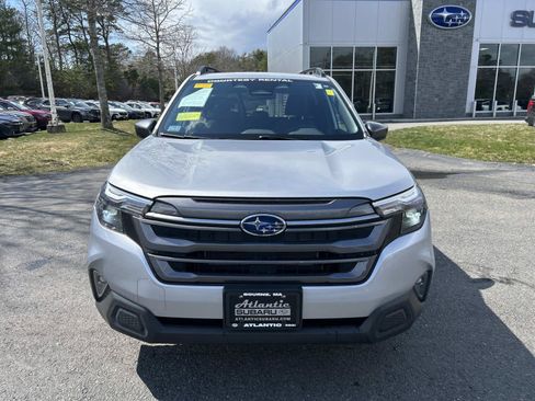 Used 2025 Subaru Forester Premium AWD/4WD image 8