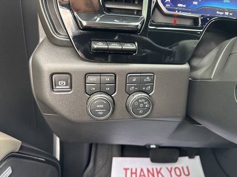 Used 2025 Chevrolet Silverado 1500 ZR2 w/ Technology Package image 25