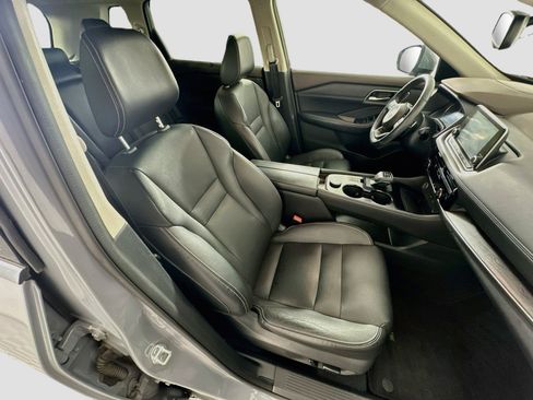 Used 2021 Nissan Rogue SL AWD/4WD image 32