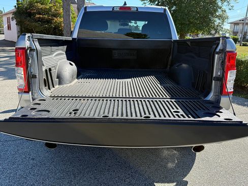 Used 2022 RAM 1500 Big Horn image 6