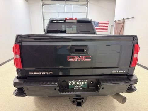 Used 2018 GMC Sierra 3500 Denali w/ Duramax Plus Package image 7