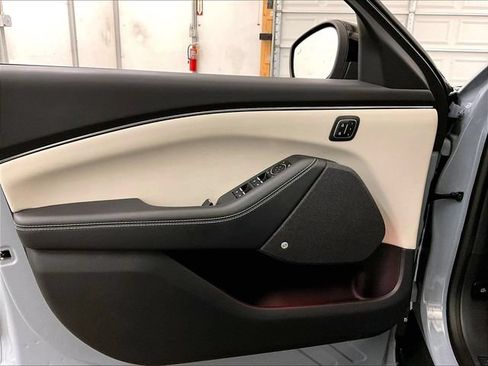 Used 2025 Ford Mustang Mach-E Premium RWD image 22