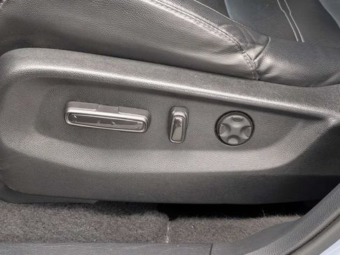 Used 2020 Honda CR-V EX-L image 19