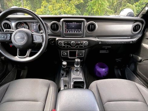 Used 2023 Jeep Wrangler Sport AWD/4WD image 15