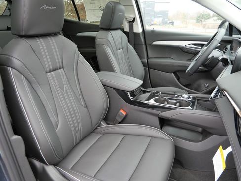 New 2026 Buick Envision Avenir image 23