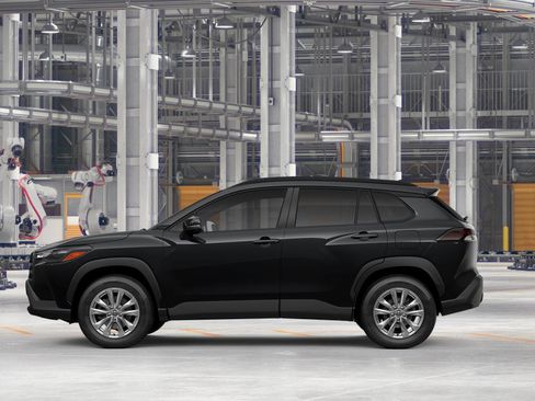 New 2026 Toyota Corolla Cross LE FWD image 4