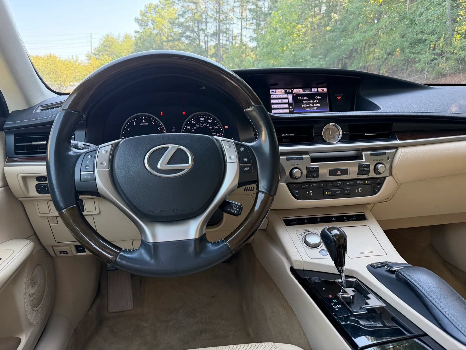 Used 2013 Lexus ES 350 w/ Luxury Pkg FWD image 22