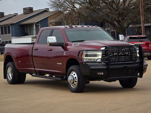 Used 2023 RAM 3500 Laramie image 3