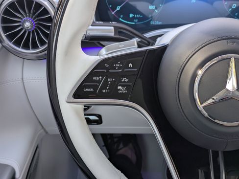 New 2026 Mercedes-Benz Maybach SL 680 image 14