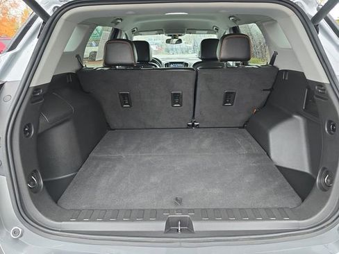 Used 2023 GMC Terrain AT4 image 30