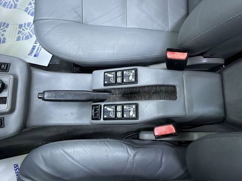 Used 1987 BMW 635CSi Coupe image 24