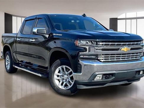 Used 2021 Chevrolet Silverado 1500 LT w/ LPO, Liner Protection Package image 3