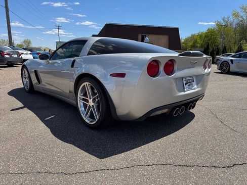 Used 2007 Chevrolet Corvette Z06 w/ Preferred Equipment Group RWD image 7