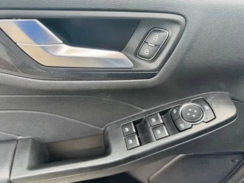 Used 2023 Ford Escape ST-Line Select w/ Tech Pack #1 AWD/4WD image 12