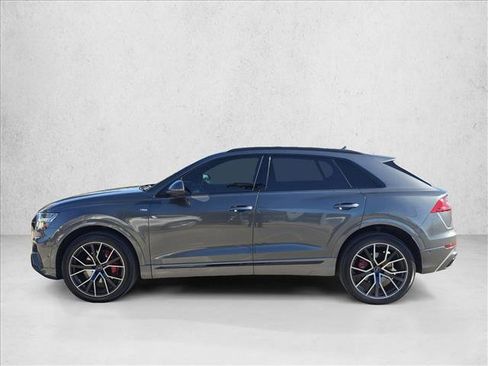 Used 2019 Audi Q8 Premium Plus w/ Premium Plus image 8