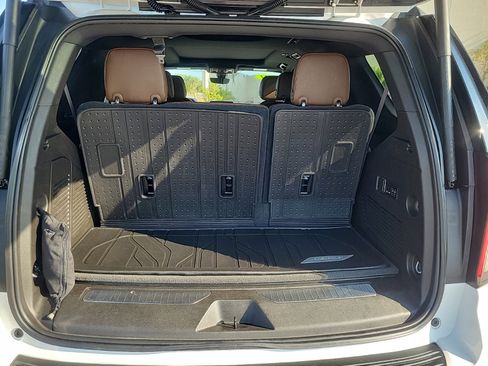 Used 2021 Chevrolet Tahoe High Country image 7