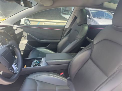 Used 2024 Tesla Model 3 Standard Range RWD image 6
