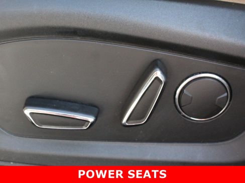 Used 2020 Ford Explorer Limited AWD/4WD image 12
