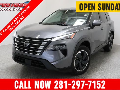 Used 2024 Nissan Rogue SV FWD image 1