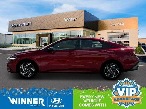 New 2025 Hyundai Elantra Sport image 3