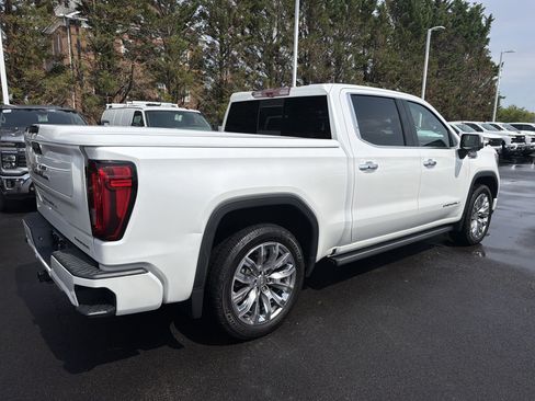 Used 2023 GMC Sierra 1500 Denali AWD/4WD image 10