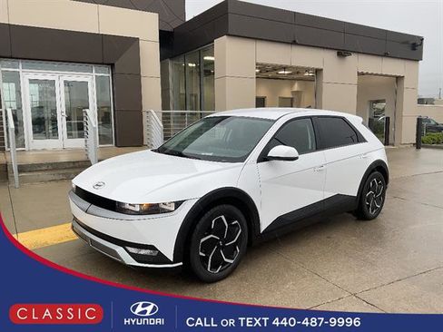 Used 2024 Hyundai Ioniq 5 SEL AWD/4WD image 1