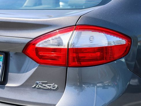 Used 2014 Ford Fiesta SE FWD image 22