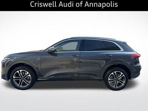 Certified 2025 Audi Q5 Premium w/ Convenience Package AWD/4WD image 4