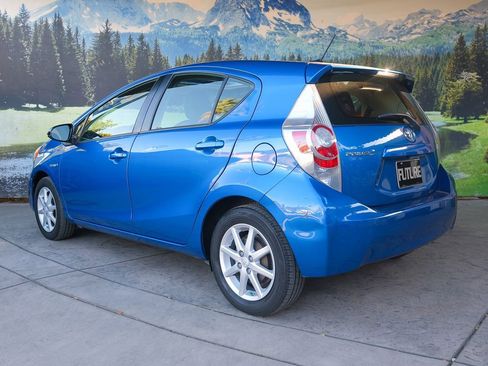 Used 2014 Toyota Prius C Four image 4