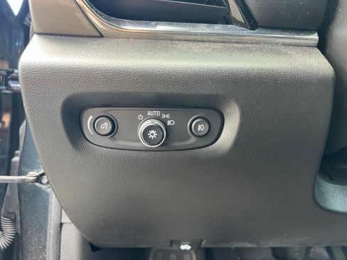 Used 2021 Chevrolet Traverse LT w/ LPO, Floor Liner Package AWD/4WD image 24