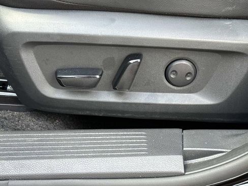 Certified 2025 Nissan Rogue SV AWD/4WD image 21