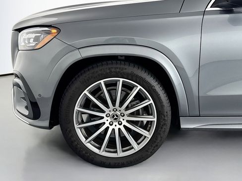 Certified 2025 Mercedes-Benz GLS 450 4MATIC image 12