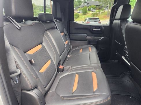Used 2021 GMC Sierra 1500 AT4 w/ AT4 Preferred Package AWD/4WD image 10