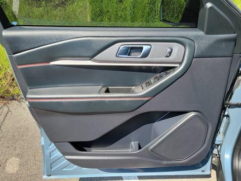 Used 2025 Ford Explorer ST-Line RWD image 28