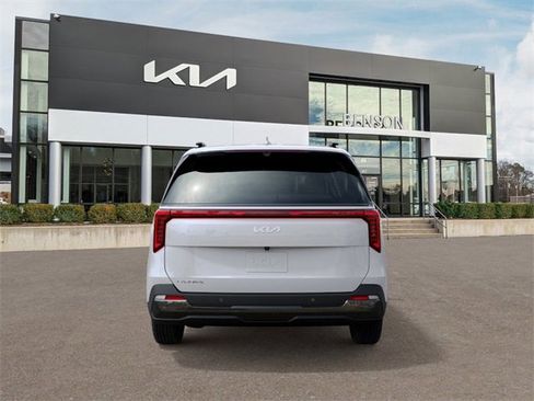 New 2026 Kia Carnival SX Prestige image 6