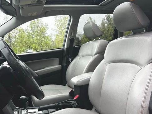 Used 2015 Subaru Forester 2.5i Limited w/ Popular Package #1 AWD/4WD image 11