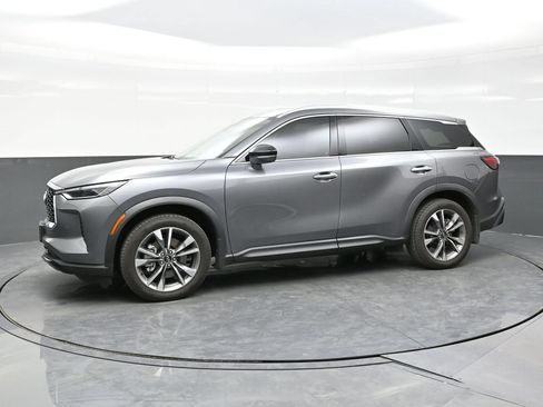 Certified 2023 INFINITI QX60 Luxe w/ Vision Package AWD/4WD image 3