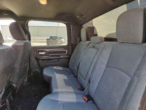 Used 2024 RAM 2500 Big Horn w/ Off Road Package AWD/4WD image 10